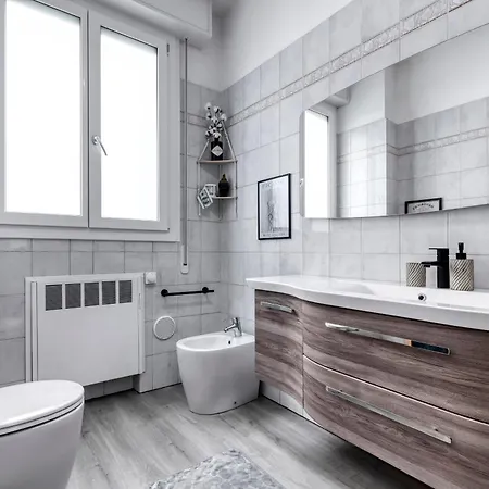 Bed & Breakfast Wanderlust Rooms Bologna Fiera, Free Street Parking Boloňa