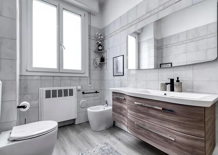 Couette-café Wanderlust Fiera, Free Parking Bologne