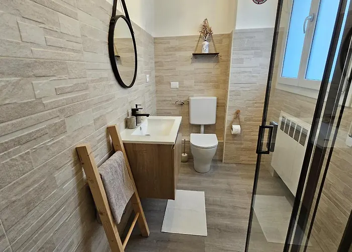 Wanderlust Fiera, Free Parking 3*