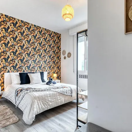 Wanderlust Fiera, Free Parking 3* بولونيا