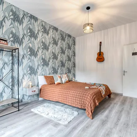 Wanderlust Fiera, Free Parking 3* Bologna