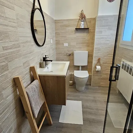 Wanderlust Rooms Bologna Fiera, Free Street Parking 3*