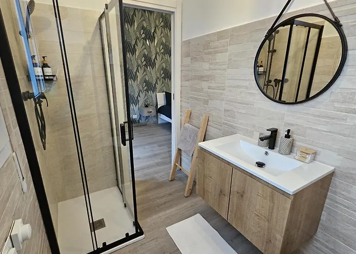 Wanderlust Fiera, Free Parking Bed and Breakfast 3*